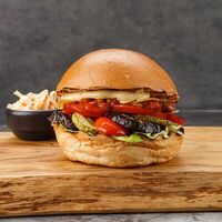 Бургер Вега в First House Burger