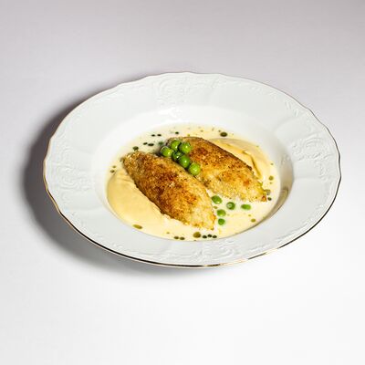 Котлеты из судака с кремом из цветной капусты в Дворцовая по цене 620 ₽