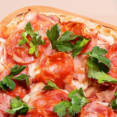 Пицца Мясное ассортив Solo Vicini по цене 1420 ₽