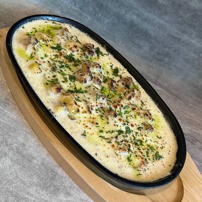 Сковорода со свининой и грибами в Печь по цене 490 ₽