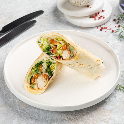 Ролл с курицей в Магбургер & Братья Караваевы по цене 195