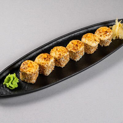 Запеченный ролл с тунцом 6 шт в Планета Суши по цене 650 ₽