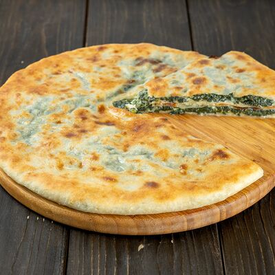 Пирог с сыром и шпинатом в Осетинские пироги Вкусно Пироги по цене 1000