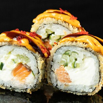 Жареный ролл Сахара в UNAGI ROLLS по цене 559 ₽