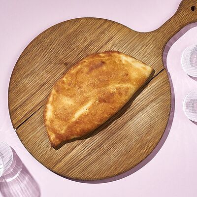 Хачапури Лобиани с беконом в Хачапури и вино по цене 190 ₽