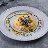 Морепродукты по-строгановски с древесными грибами и пюре в The Рыба по цене 875
