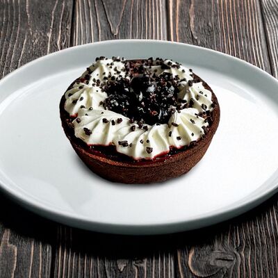 Тарталетка шоколадная с вишней в Парго Пицца по цене 280 ₽