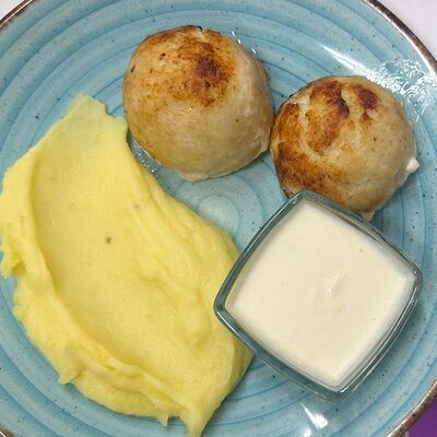 Куриные котлетки с сыром в Чентуриппе по цене 555 ₽