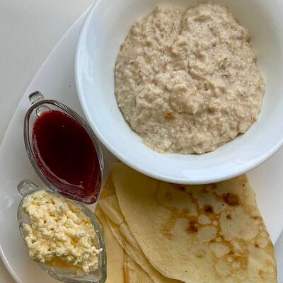 Аля рус (Каша рисовая + классические блины 2 шт) в Kontrast Bijou по цене 530 ₽