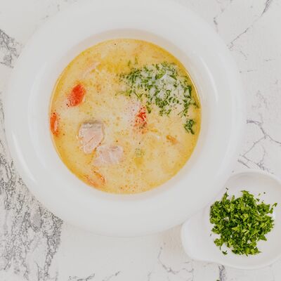 Сливочный суп с лососем в Сакура по цене 300 ₽