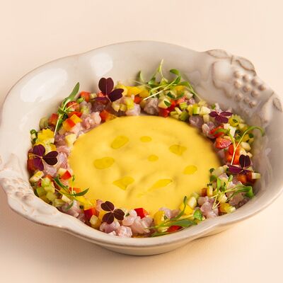 Крудо из севанского сига с соусом ахи в Mouflon по цене 900 ₽