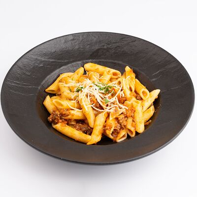 Пенне в соусе Болоньезе из говядины в IPPIN - Fusion Panasia по цене 275 ₽