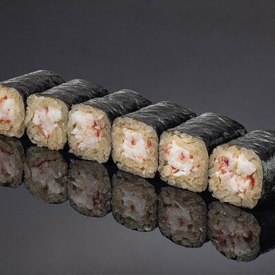 Ролл из камчатского краба в Bluefin по цене 1380 ₽