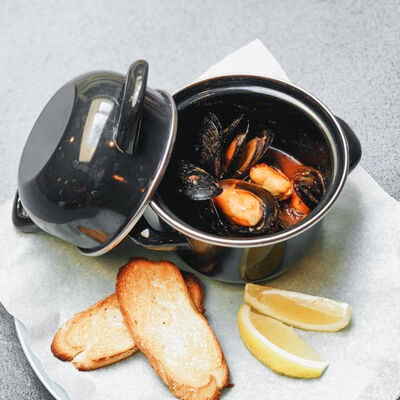 Мидии в сырно-сливочном соусе в Рестомаркет Китчен по цене 530 ₽