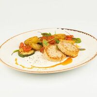 Котлеты из щуки с овощным соте в Kitchen