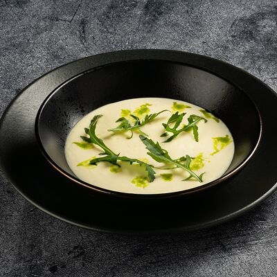 Крем-суп сырный в BeerLogovo по цене 490 ₽