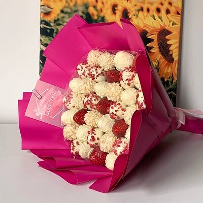 Букет из клубники в шоколаде Огонь и я в Berry prime по цене 4850 ₽