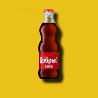 Добрый Cola в стеклев Slurp Ramen Bar