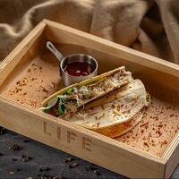 Тако в Life Pub