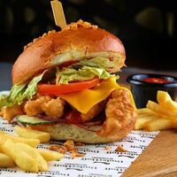 Бургер с куриным филе в DuderHoff