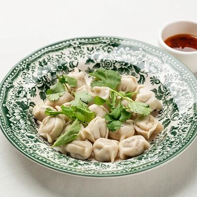 Пельмени с уткой и говядиной с перечным соусомв Кафе Калачи по цене 590 ₽