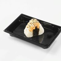 Онигири с лососем в Тайкин