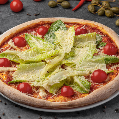 Пицца Цезарь с курицей в Пицца Паста Гриль и Пивбар по цене 1200 ₽