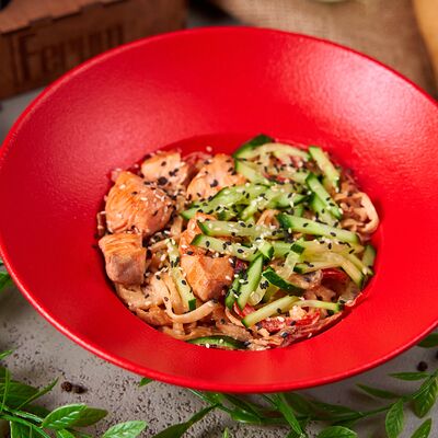 С лососем в сливочно-устричном соусе в Рестобар Ферум по цене 370