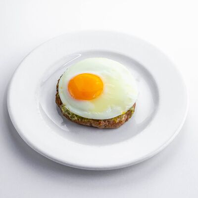 Бифштекс из утки с сырным муссом в Уха из петуха по цене 15 р.