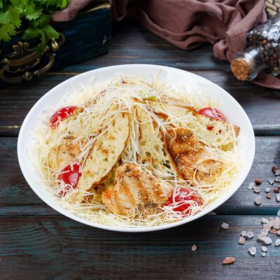 Цезарь с курицей в Шайба по цене 470 ₽