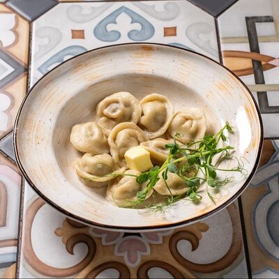 Домашние пельмени из телятины в Каретный дворик по цене 650 ₽