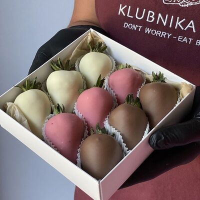 Клубника в шоколаде Знакомство в Klubnika Bar по цене 899