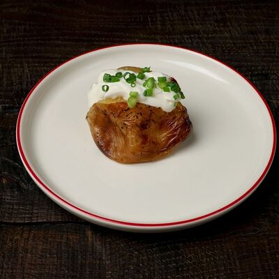 Печеный картофель в Dacha restaurant по цене 440 ₽