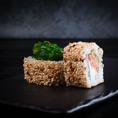 Чука ролл в Crystal Sushi & Rolls по цене 2890 ₸