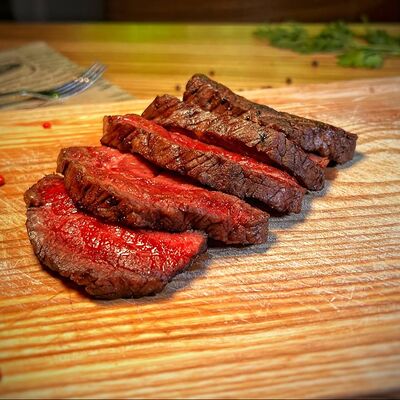 Три-тип стейкв Пивная №1 по цене 985 ₽