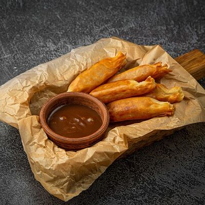 Мини-штрудели с яблоками в Fish Point по цене 650 ₽