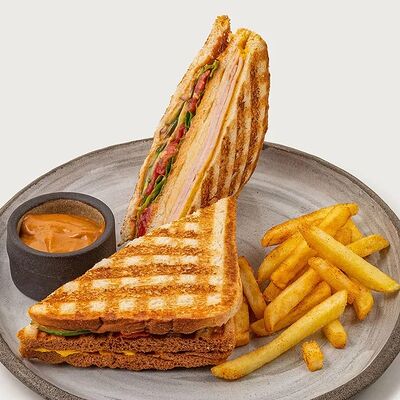 Сэндвич с ветчиной и сыром в Дело по цене 690 ₽