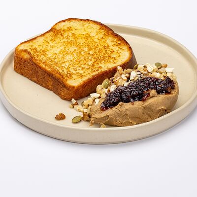 Паштет из печени с малиновым конфи и бриошьв Le dessert по цене 460 ₽