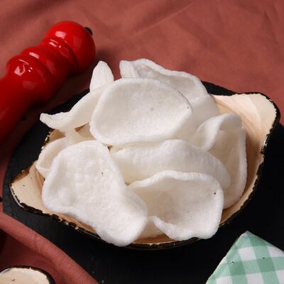 Чипсы из рисовой муки с креветочным вкусом в Caffe la vita по цене 200 ₽