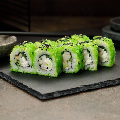 Набор 12 в Yuzawa Sushi по цене 385 ₽
