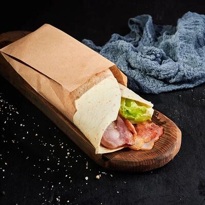 Ролл с беконом в Гранж- лаваш по цене 250 ₽