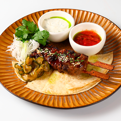 Кушияки из говядины в Chojo Izakaya по цене 900 ₽