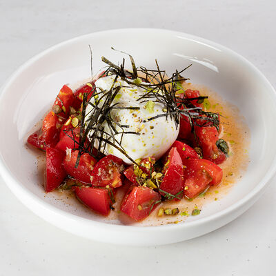 Домашняя буратта и узбекские томаты в Море на Патриках по цене 1089