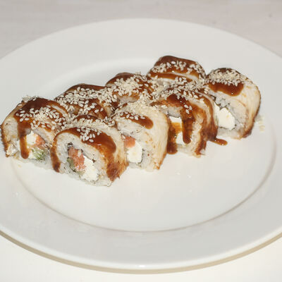 Ролл Филадельфия с угрем в Гиро-пицца по цене 400 ₽