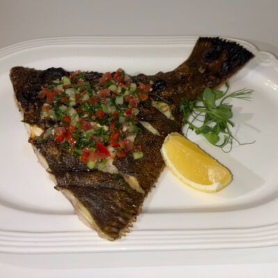 Камбала гриль в Резиденция королей по цене 1340 ₽