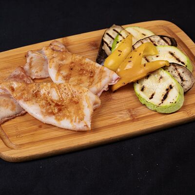 Кальмар на грилев Евразия по цене 895 ₽