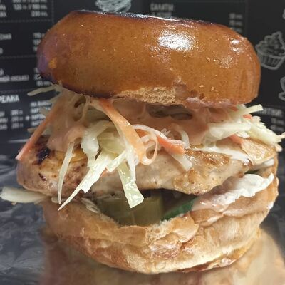 Сырный бургер в Grill по цене 350 ₽