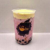 Сакура с яичным кремом в Sisu bubble tea