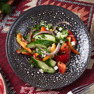 Салат по-грузински с брынзой в Хинкальная по цене 495 ₽