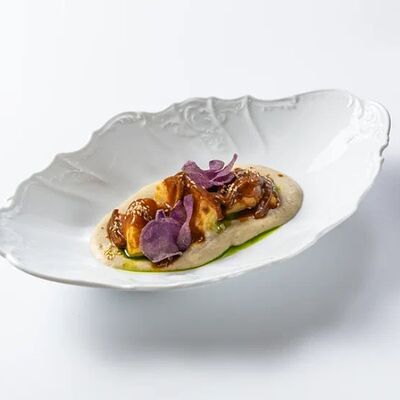 Запеченный корень сельдерея в мимо глазурив Dodici Seafood по цене 650 ₽